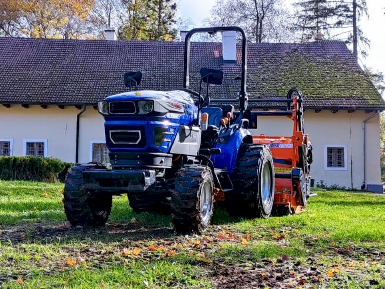 Ciągnik elektryczny 25G